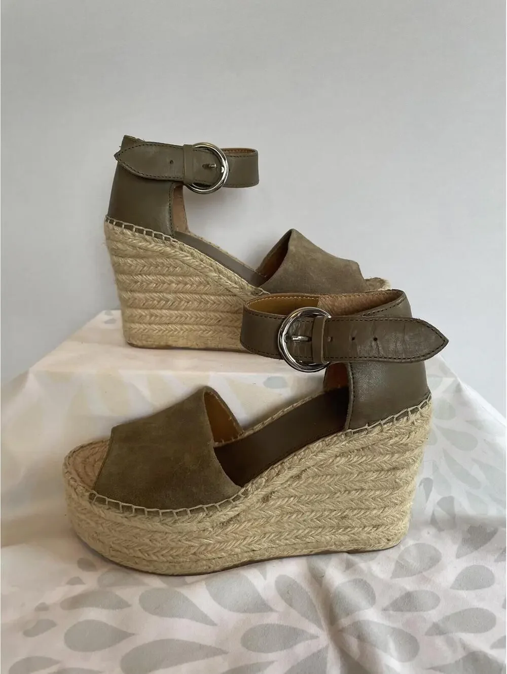 Marc Fisher Mlalida Suede Espadrille Wedge Sandal Olive Green US 6.5 Peep Toe